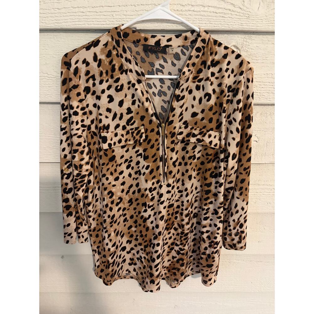 FYLO Leopard Print Zip Front Blouse Top Size Medium Animal Print 3/4 Sleeve - Picture 2 of 10